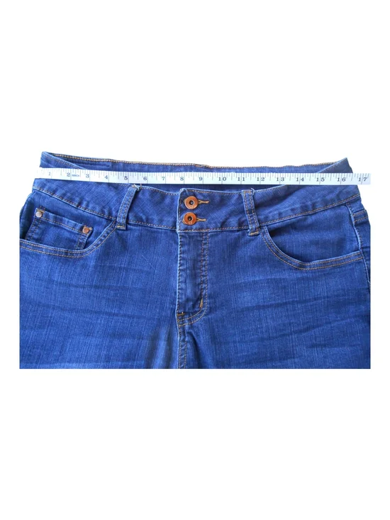 !it jeans Women’s Blue Denim Jean Shorts - Picture 6 of 7